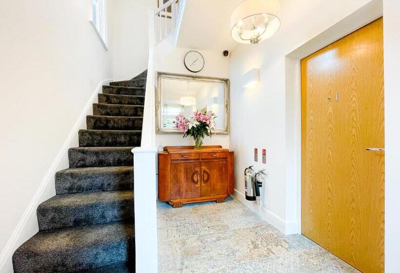 ペンション 46 Ashfield Rd, Altrincham