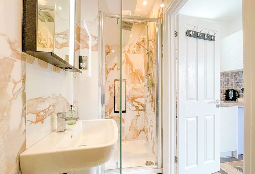 ペンション 46 Ashfield Rd, Altrincham