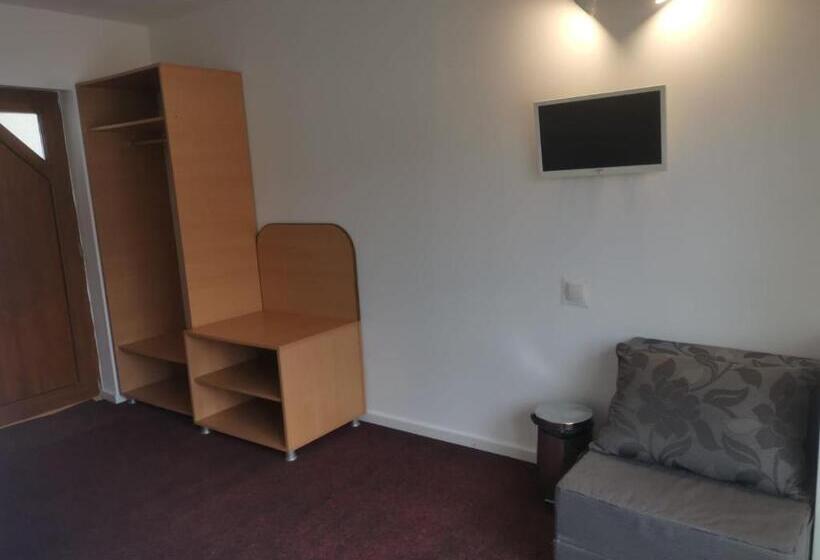 Пансион Anacor