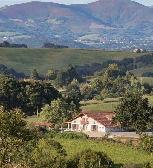 פנסיון Domaine Etxezahar