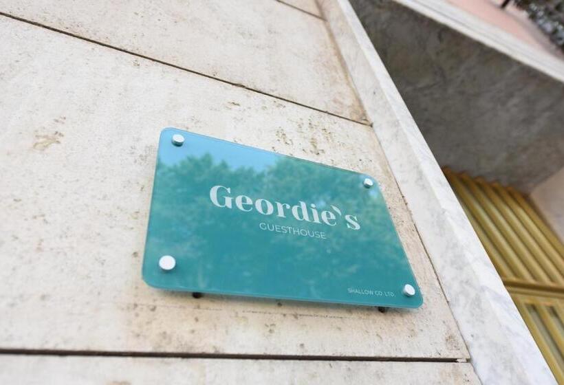 پانسیون Geordie S