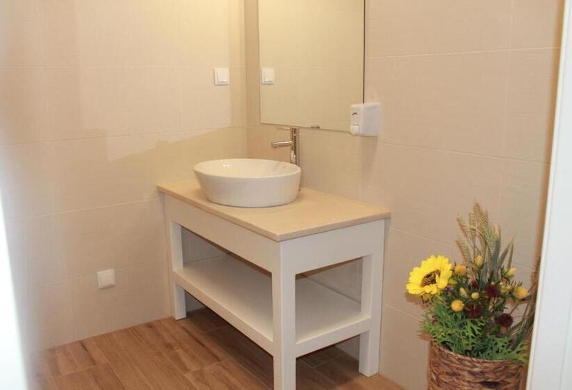 膳宿费 Girassol Alojamento Local