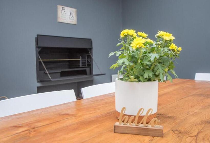 بنسيون Hoogwater Family House