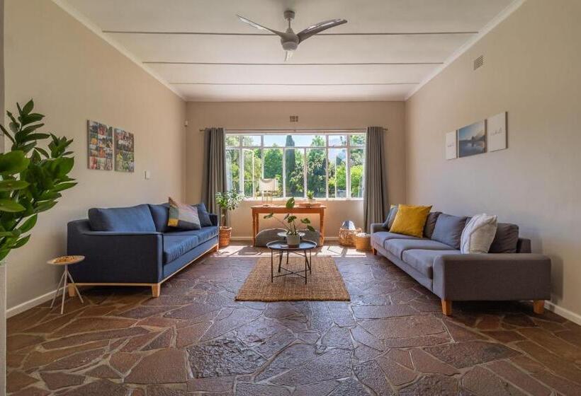 بنسيون Hoogwater Family House