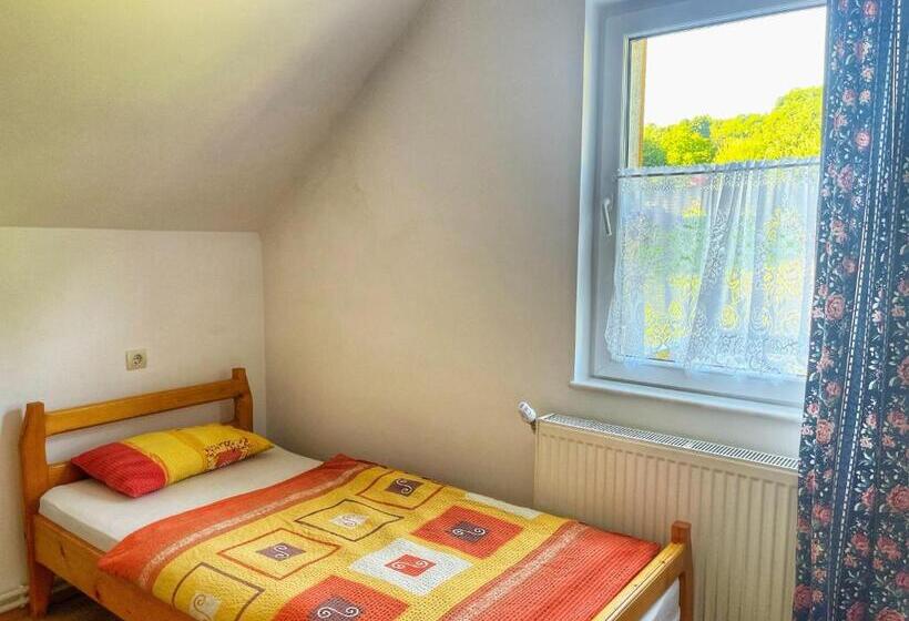 بنسيون Kati Guesthouse