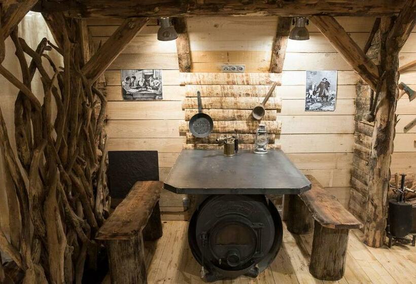 פנסיון La Mine De Buck