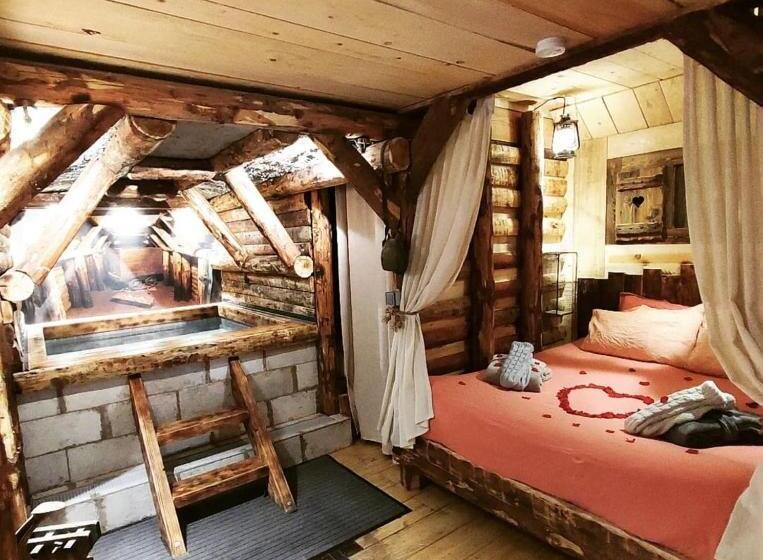 פנסיון La Mine De Buck