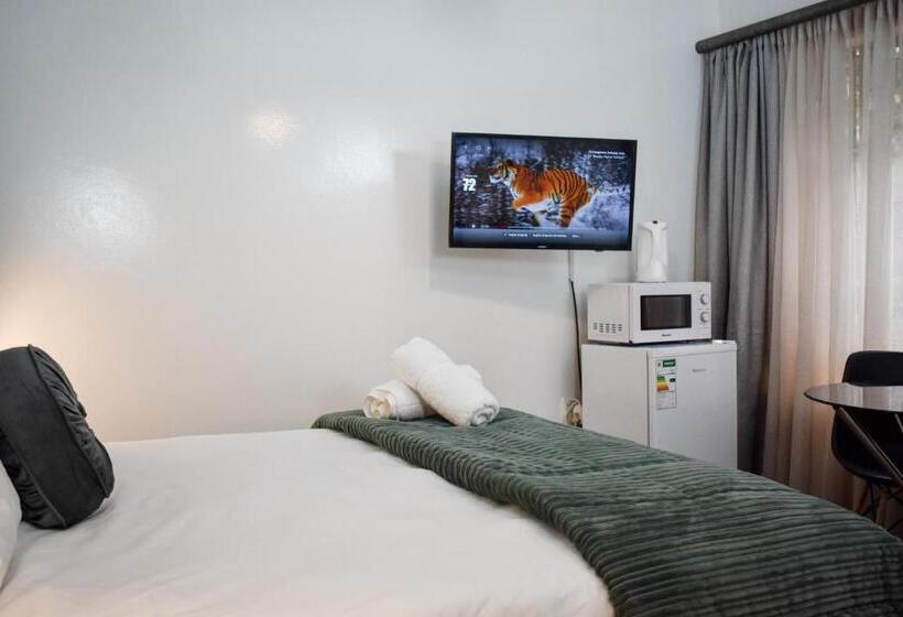 Пансион Lydiana Guesthouse