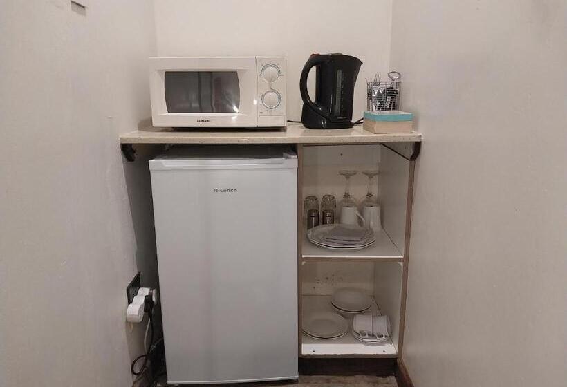 Пансион Lydiana Guesthouse