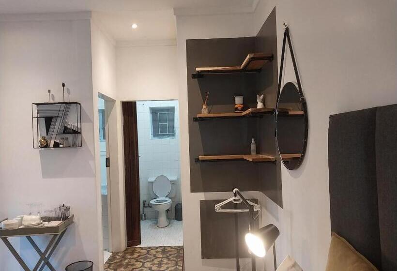 Пансион Lydiana Guesthouse