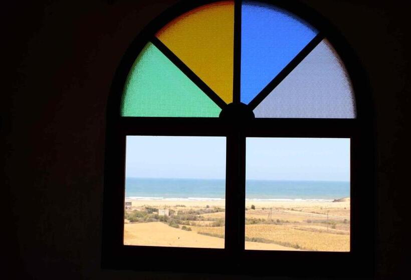 פנסיון Riad Anis