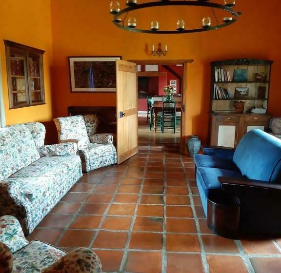 بنسيون Zeekoegat Historical Homestead