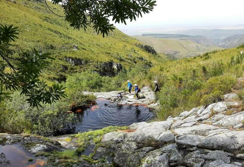 بنسيون Zeekoegat Historical Homestead