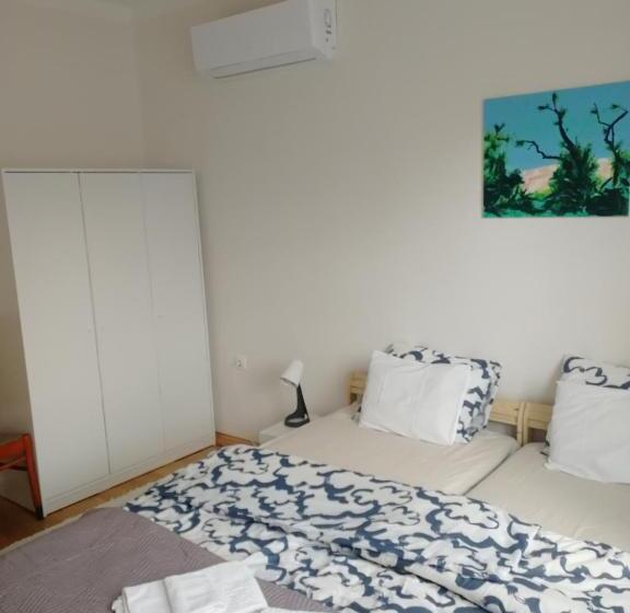 ペンション Zsuzsanna Vendégház