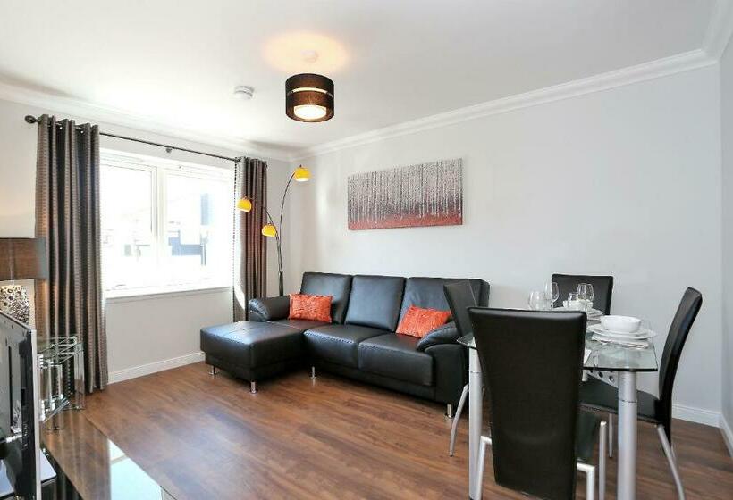 Town And Country Birchlee Road Apartments