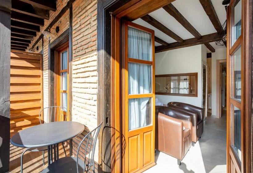 Apartamentos Los Edules