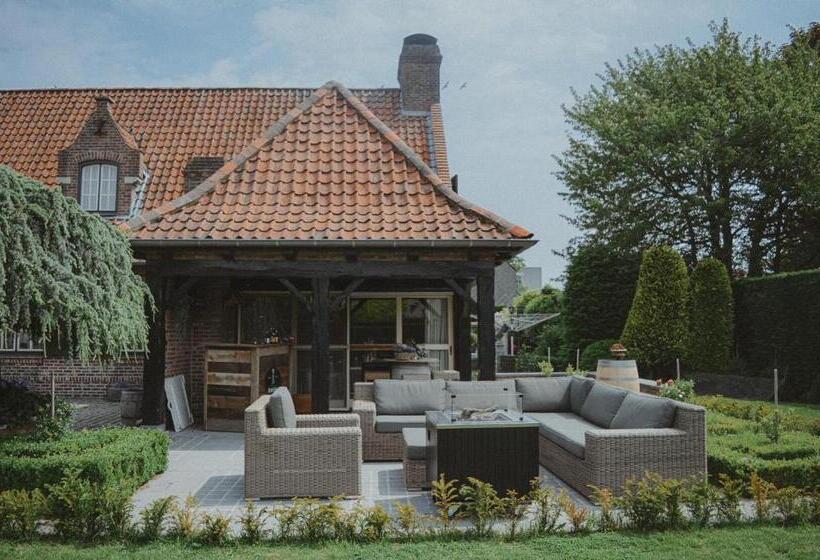 مبيت وإفطار La Maison Des Papillons