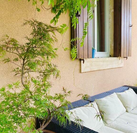 مبيت وإفطار La Maison Gerval