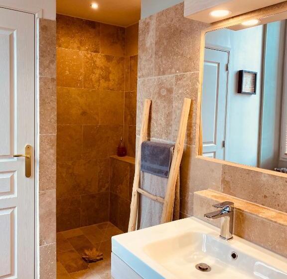 مبيت وإفطار La Maison Gerval