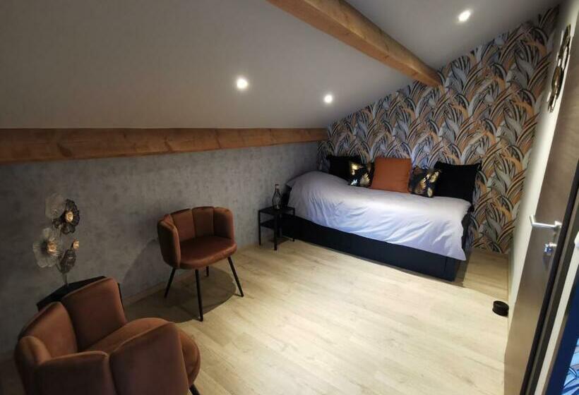 مبيت وإفطار Les Suites De Meiz