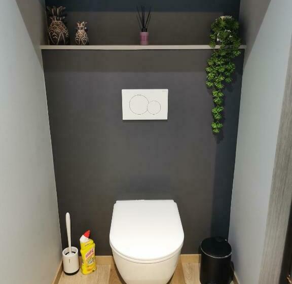 مبيت وإفطار Les Suites De Meiz