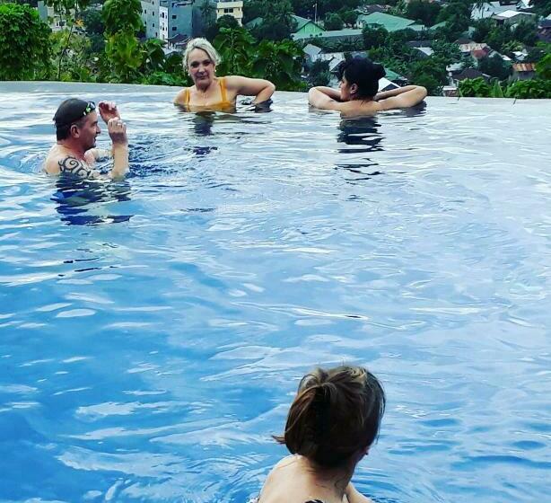 Bukit Kenari Hotel & Restaurant