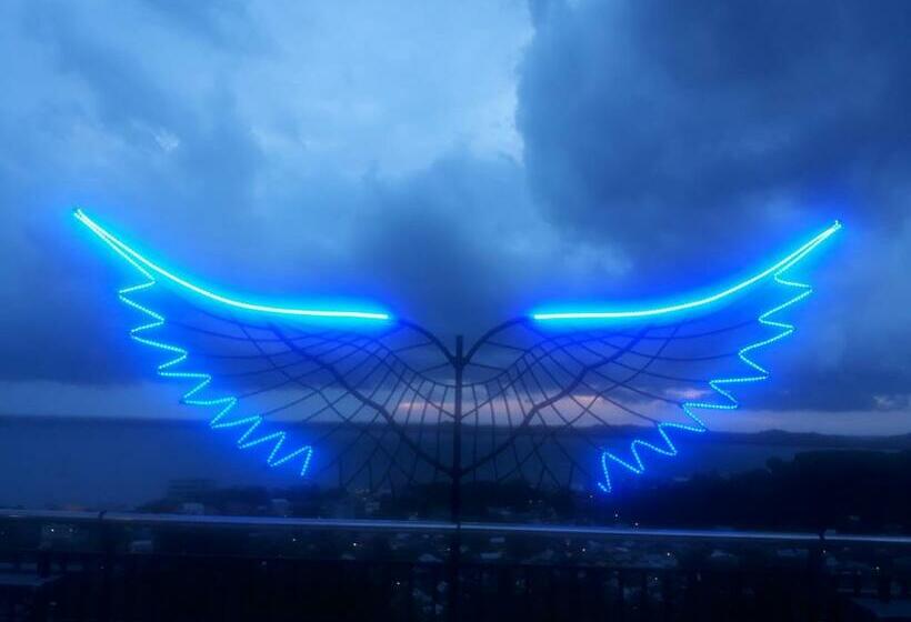 Bukit Kenari Hotel & Restaurant