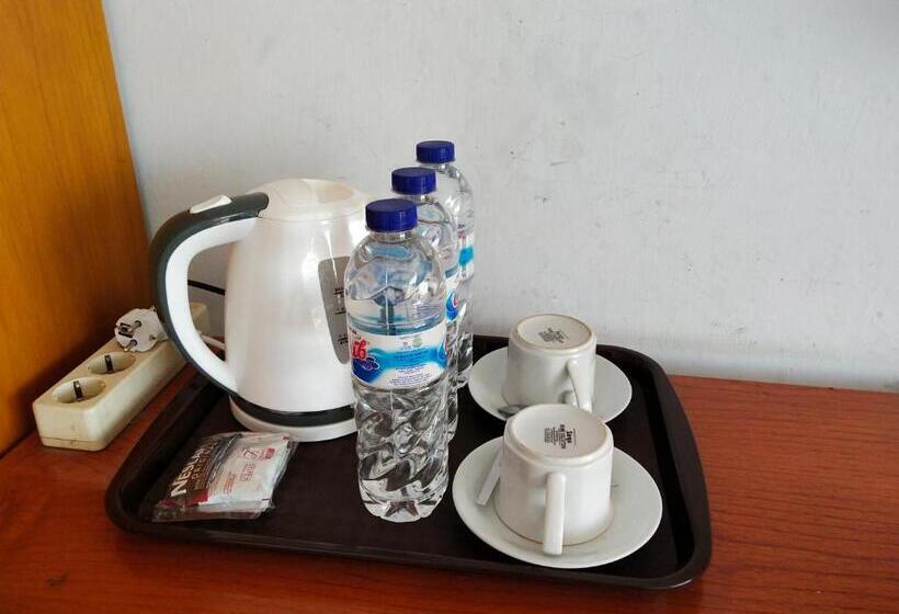 Bukit Kenari Hotel & Restaurant