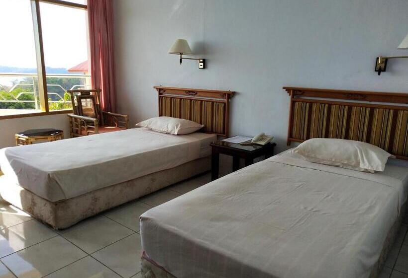 Bukit Kenari Hotel & Restaurant