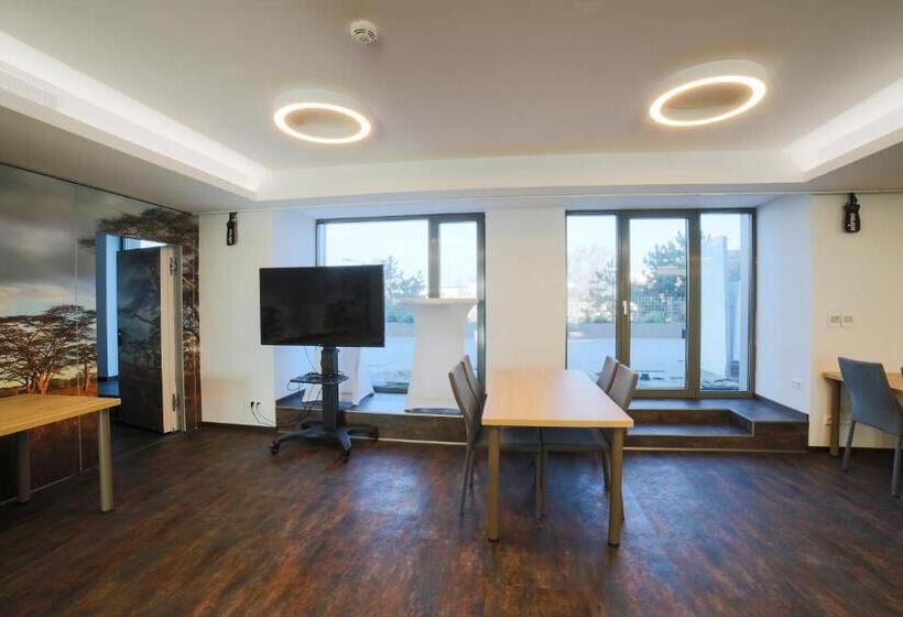 هتل Hendi Centrum