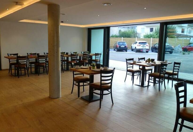 酒店 Heufelder Hof