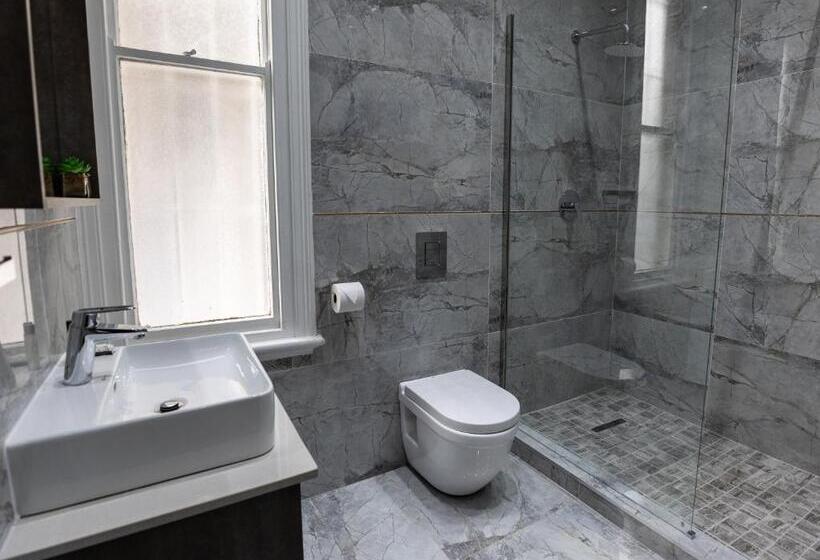 호텔 Luxe Suites Boutique