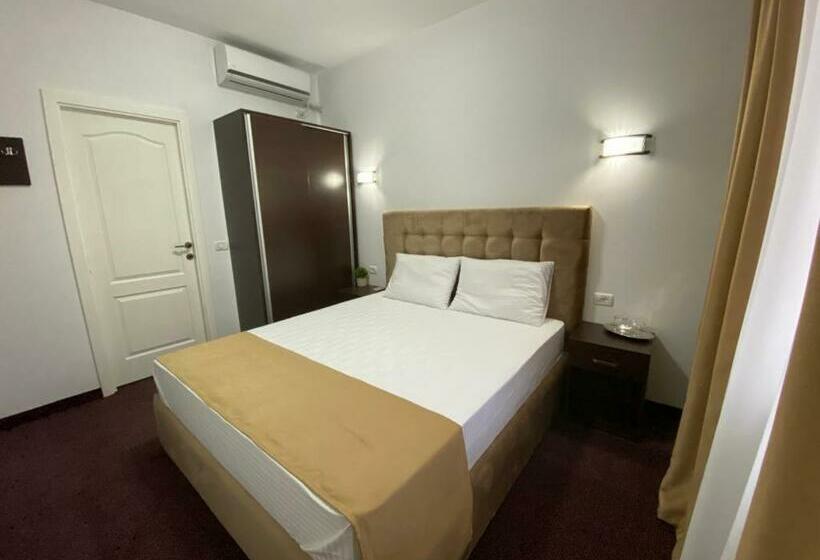 فندق Prestige House