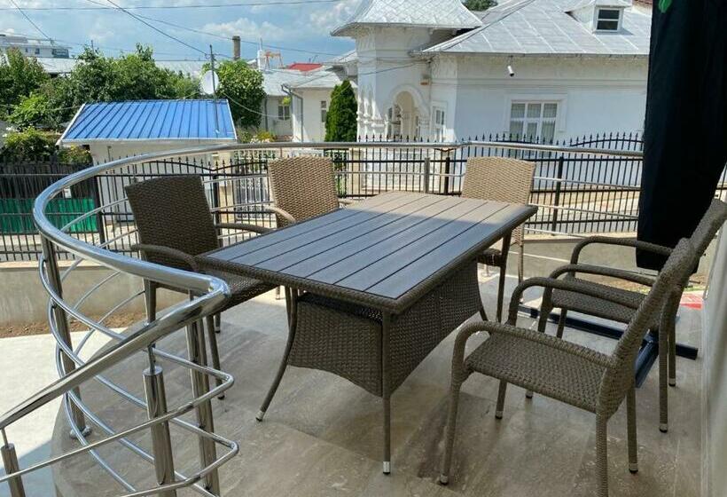 فندق Prestige House