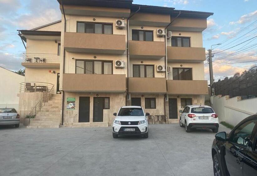 Отель Prestige House