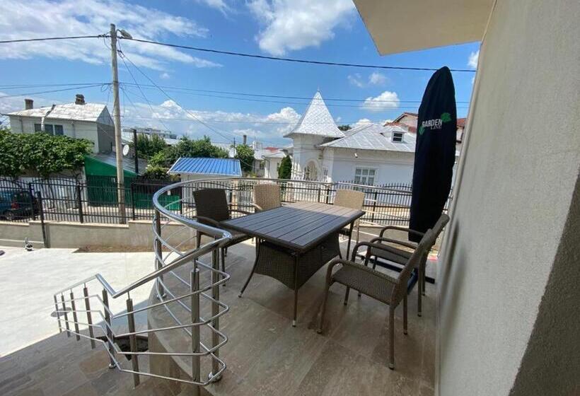 فندق Prestige House