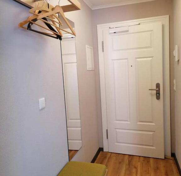 Motel Q Das Kleine Stadt