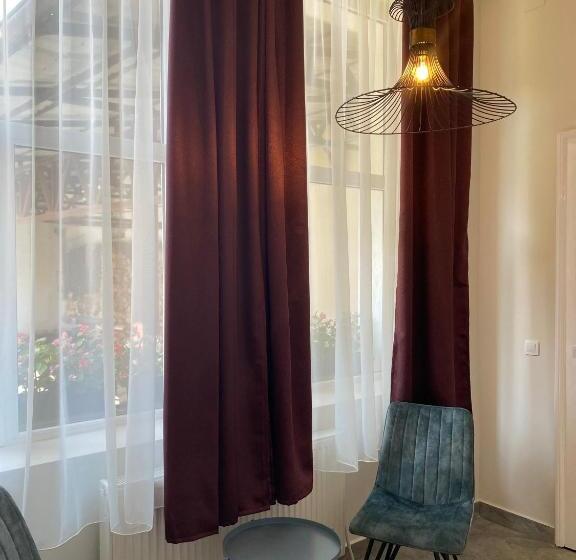 ペンション Boutique Rooms With Parking