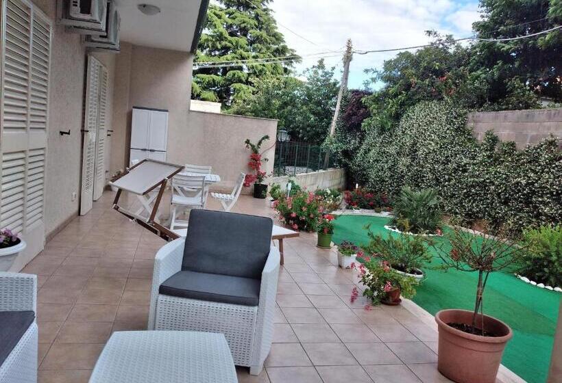 Пансион Casa Di Tina