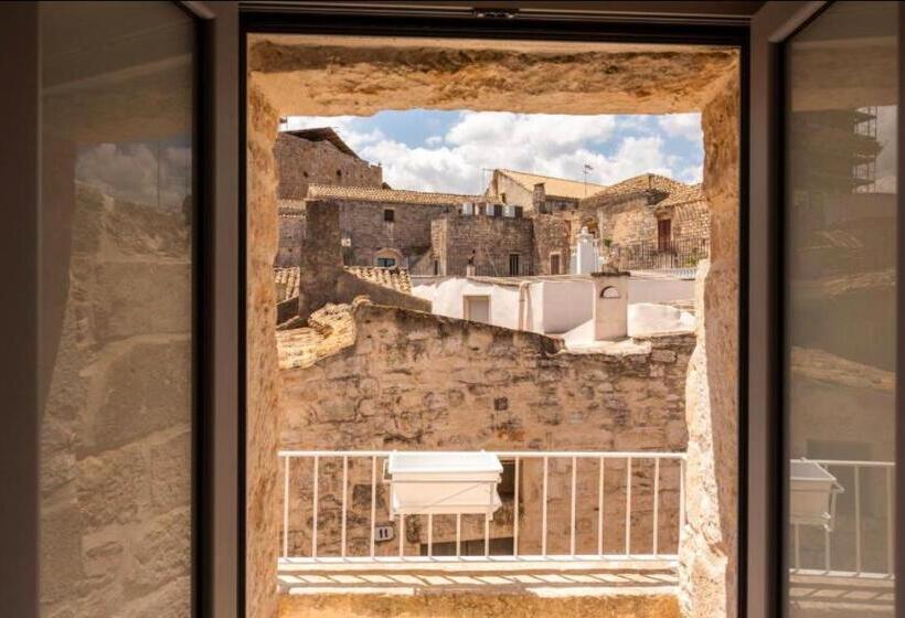 ペンション La Finestra Dimora Charme