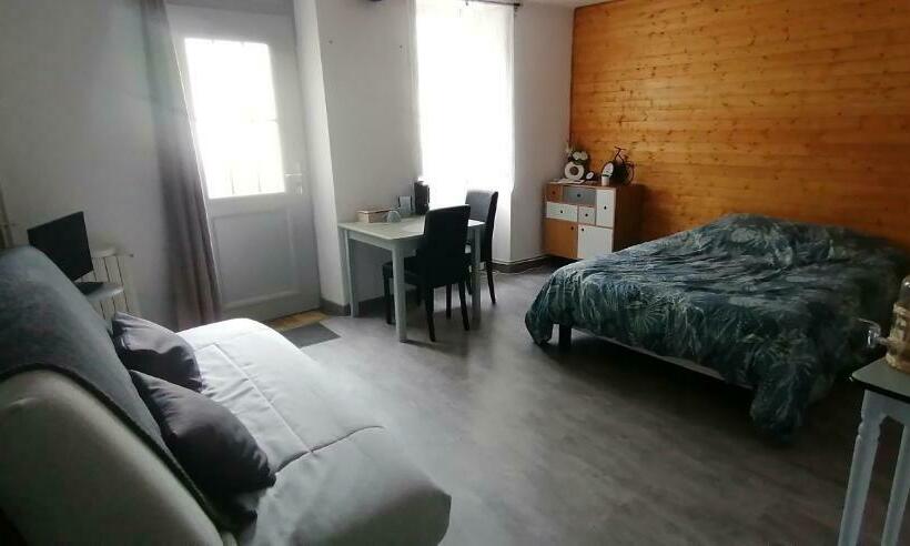 פנסיון Le Cheval Blanc