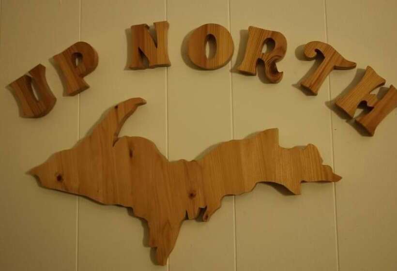 הוסטל Holiday Motel