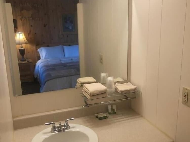 הוסטל Holiday Motel