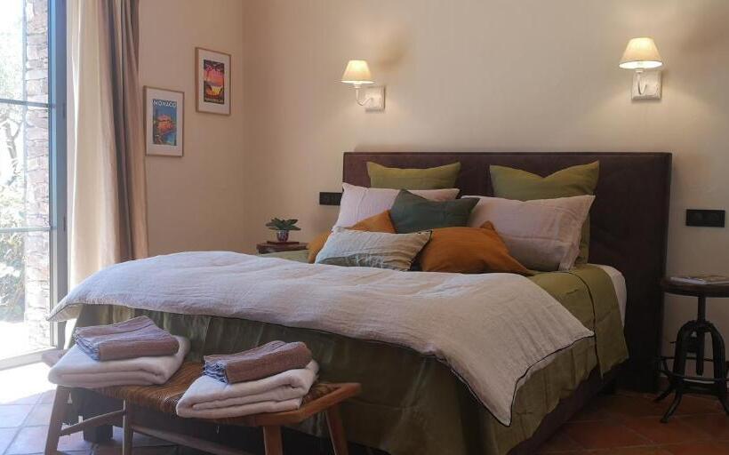 Bed and Breakfast Domaine Des Chênes De La Galline