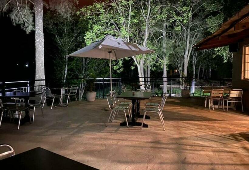 צימר La Moor Country Venue & Eatery