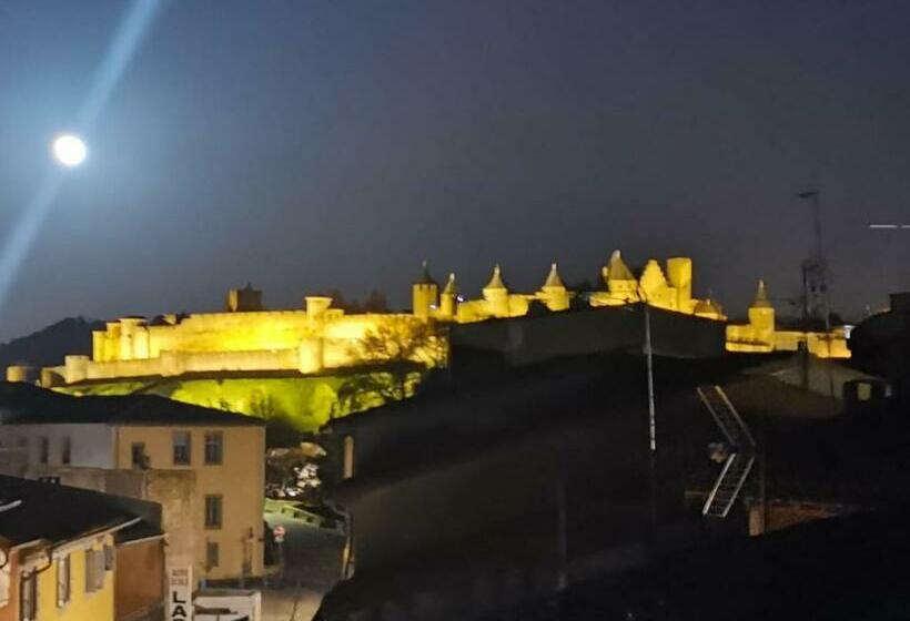 مبيت وإفطار Rooftop Face à La Cité  Rfc