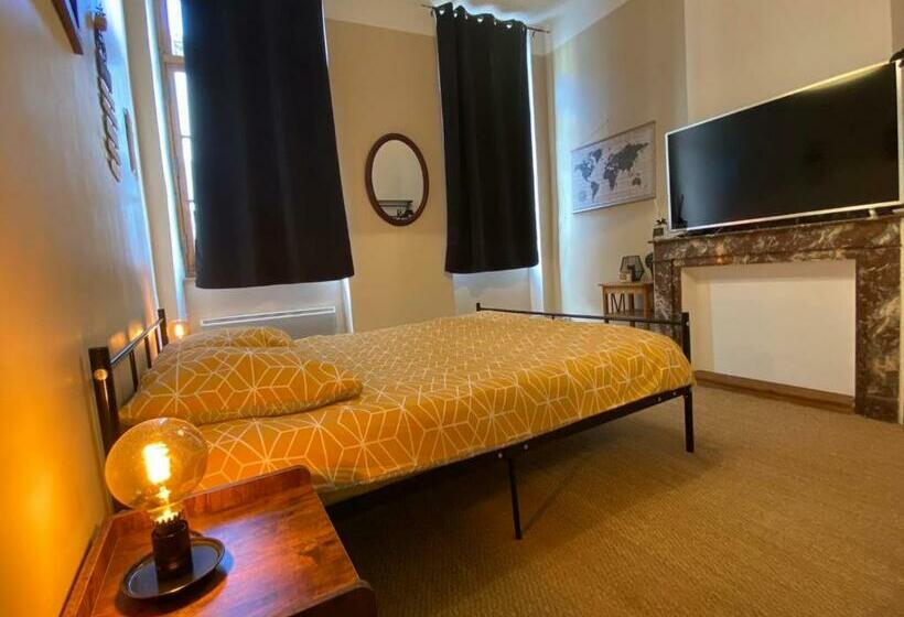 مبيت وإفطار Rooftop Face à La Cité  Rfc