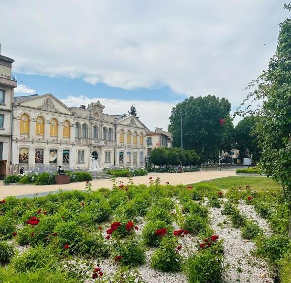 مبيت وإفطار Rooftop Face à La Cité  Rfc