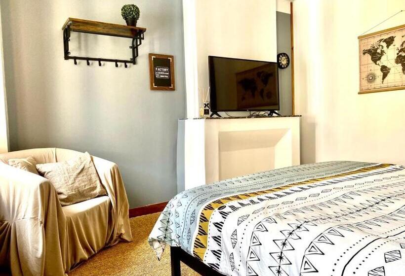 مبيت وإفطار Rooftop Face à La Cité  Rfc