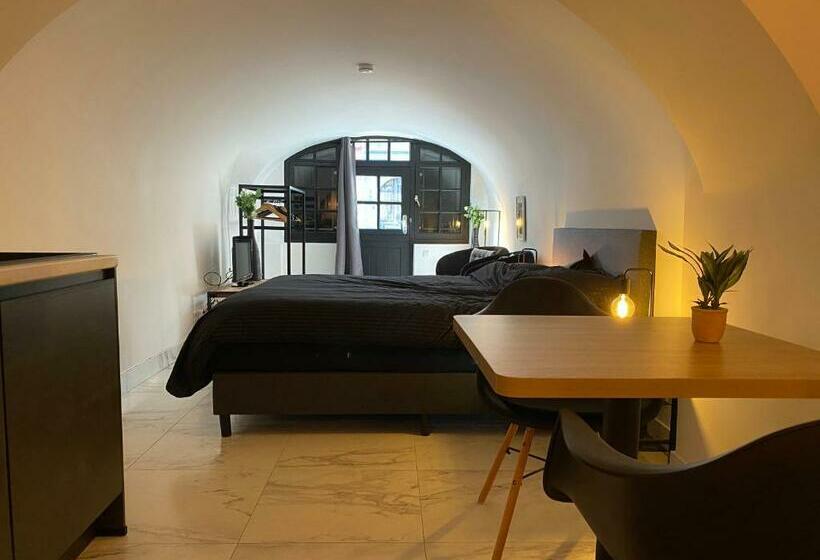 مبيت وإفطار Slapen Onder De Dom